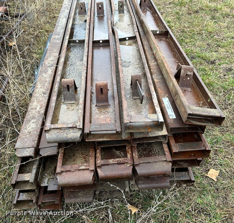 image for item LN9111 (36) concrete forms