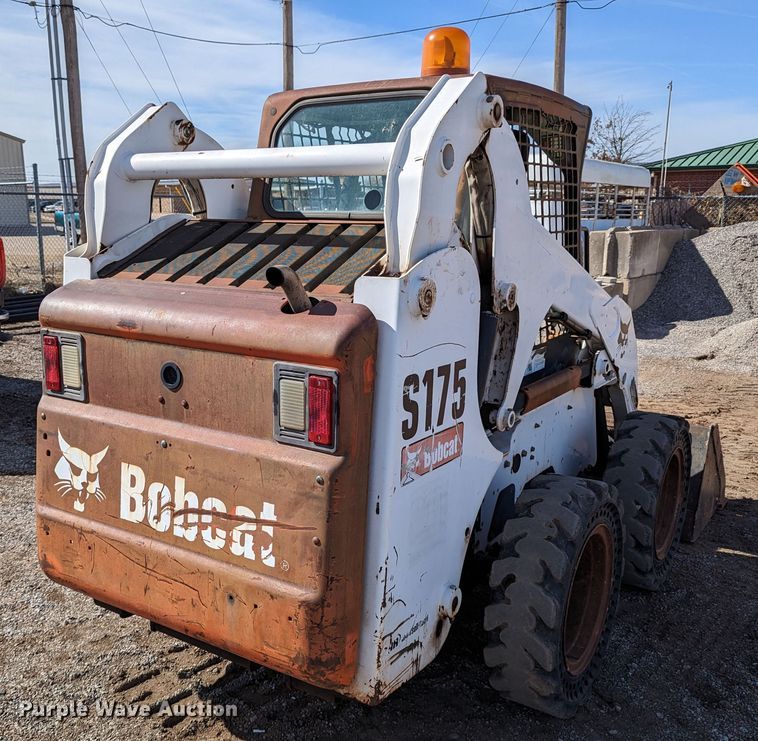 image for item LP9213 2006 Bobcat S175  skid steer loader
