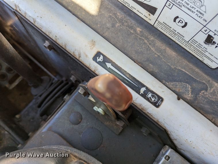 image for item LP9213 2006 Bobcat S175  skid steer loader