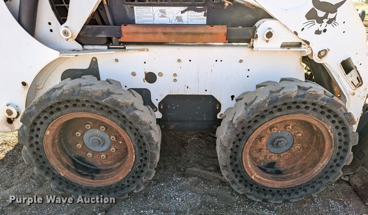 image for item LP9213 2006 Bobcat S175  skid steer loader
