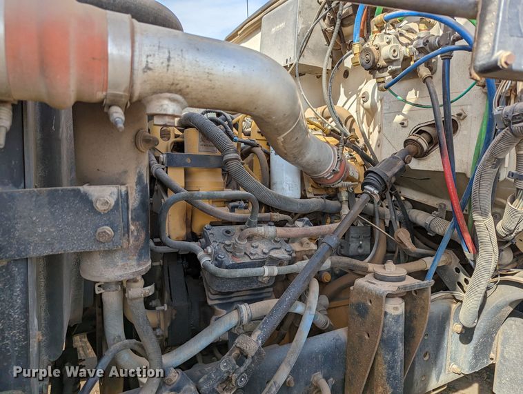 image for item LP9214 2002 Chevrolet C7500  bucket truck