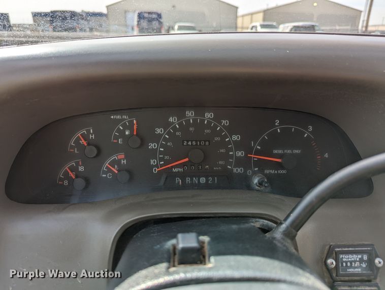 image for item LP9215 2001 Ford F550 Super Duty  bucket truck