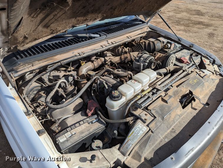 image for item LP9216 2000 Ford F350 Super Duty  bucket truck