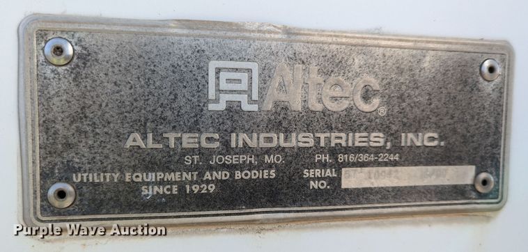 image for item LP9216 2000 Ford F350 Super Duty  bucket truck