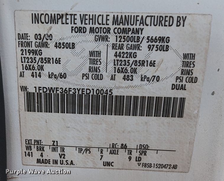 image for item LP9216 2000 Ford F350 Super Duty  bucket truck