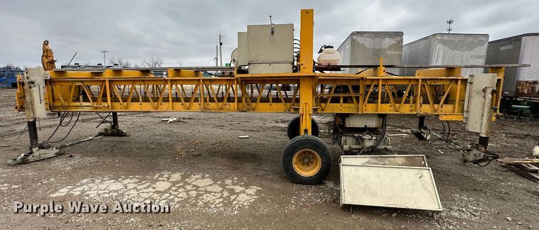 image for item LP9822 Gomaco C450  concrete cylinder finisher