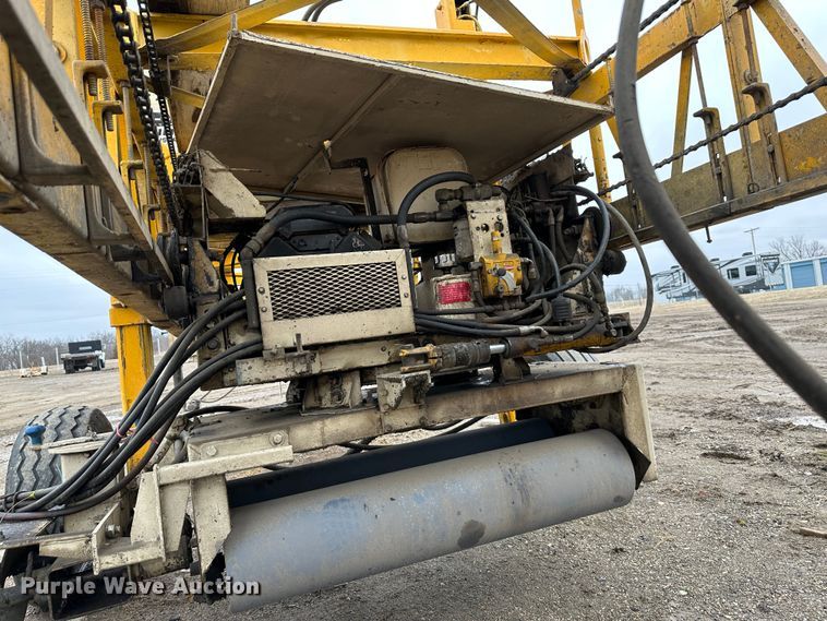 image for item LP9822 Gomaco C450  concrete cylinder finisher