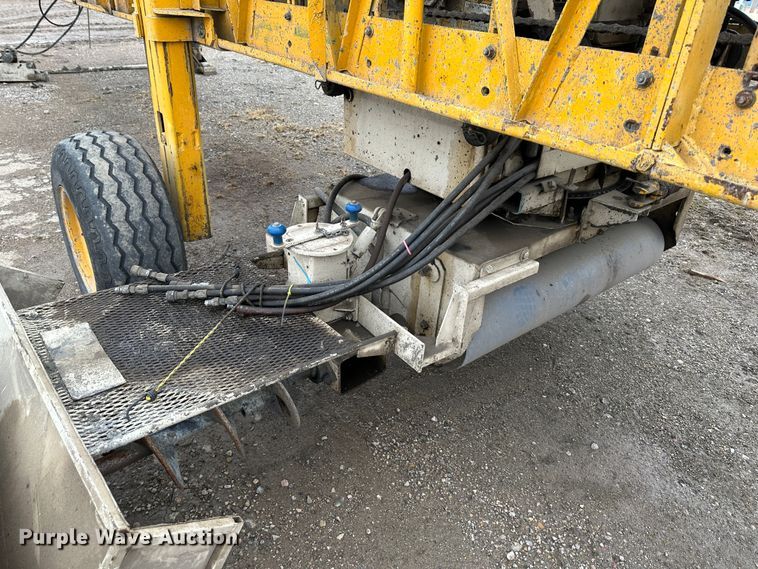 image for item LP9822 Gomaco C450  concrete cylinder finisher