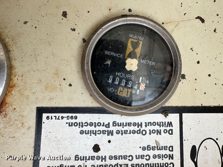 image for item LP9822 Gomaco C450  concrete cylinder finisher