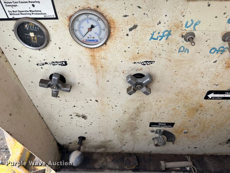 image for item LP9822 Gomaco C450  concrete cylinder finisher