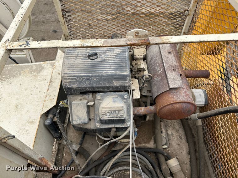 image for item LP9822 Gomaco C450  concrete cylinder finisher