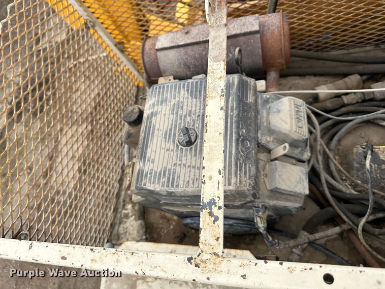 image for item LP9822 Gomaco C450  concrete cylinder finisher