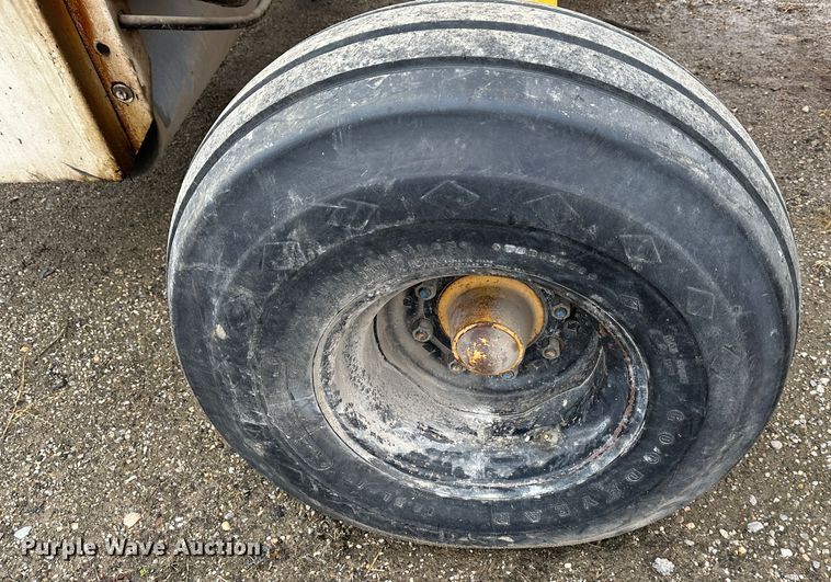 image for item LP9822 Gomaco C450  concrete cylinder finisher