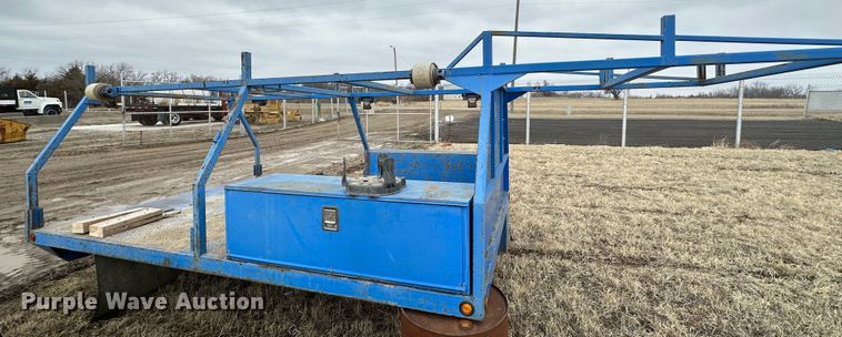 image for item LP9824 Flatbed