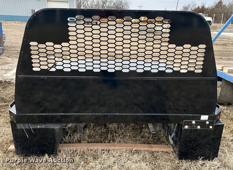 image for item LP9825 Knapheide  flatbed