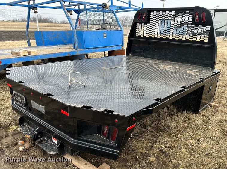 image for item LP9825 Knapheide  flatbed