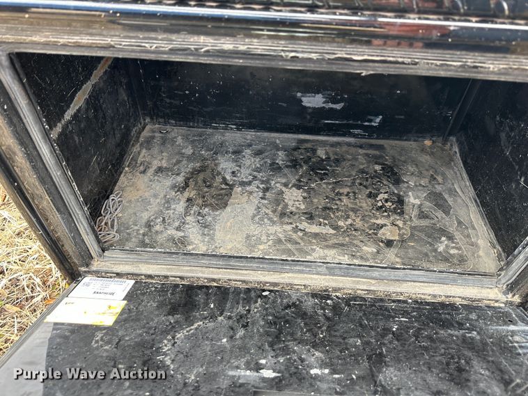 image for item LP9825 Knapheide  flatbed