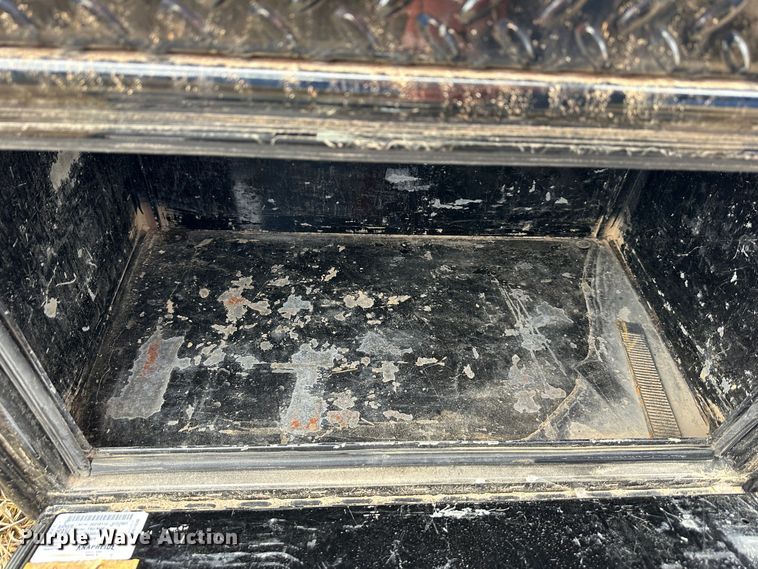 image for item LP9825 Knapheide  flatbed