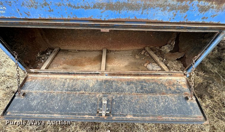 image for item LP9826 Flatbed