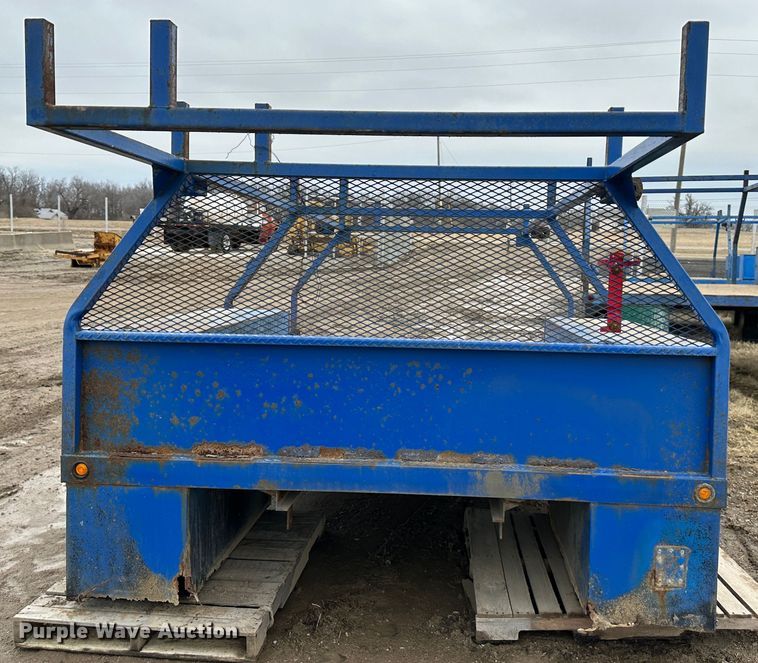 image for item LP9827 Flatbed