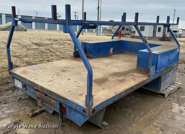 image for item LP9827 Flatbed