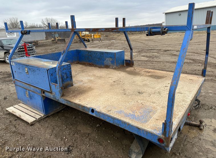 image for item LP9827 Flatbed