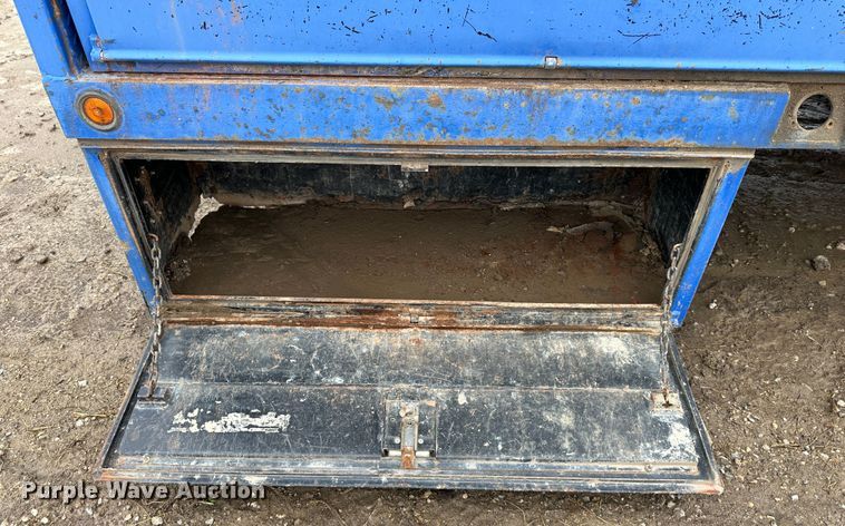 image for item LP9827 Flatbed