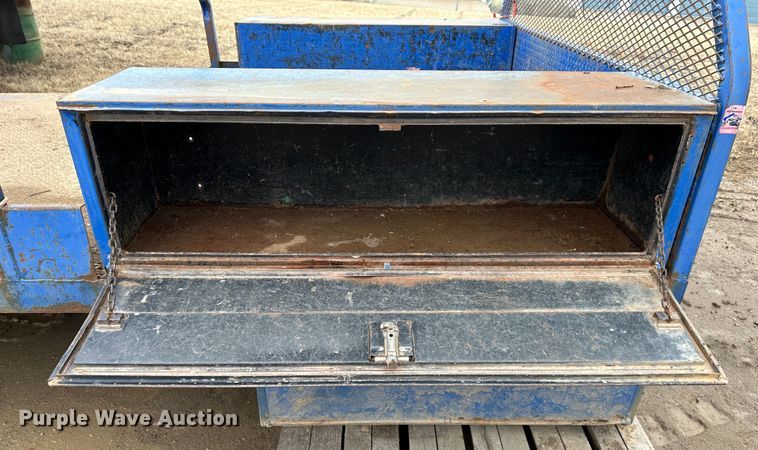 image for item LP9827 Flatbed