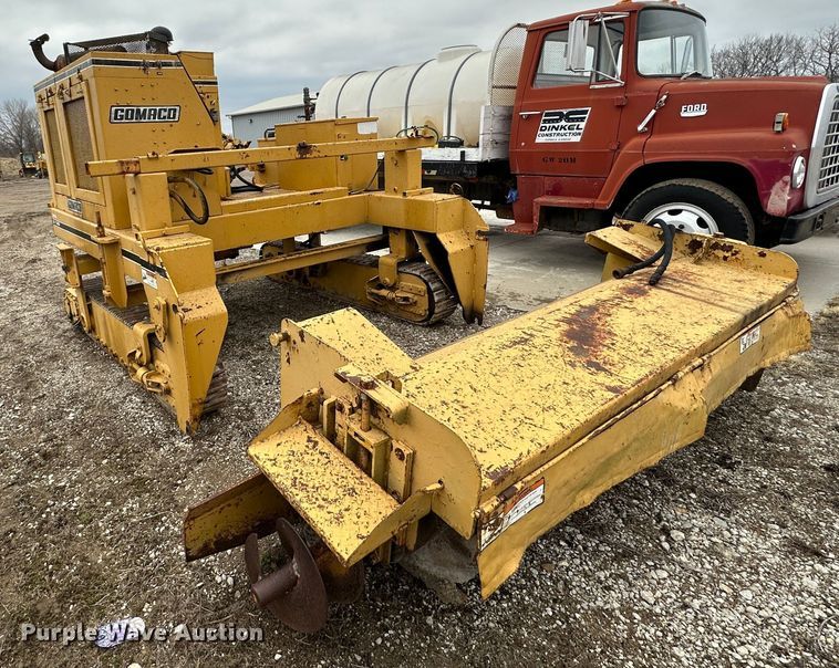 image for item LP9828 Gomaco GT6000-90  curb machine