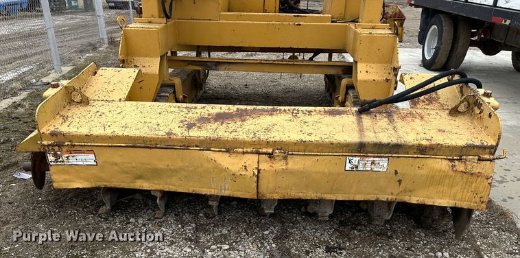 image for item LP9828 Gomaco GT6000-90  curb machine