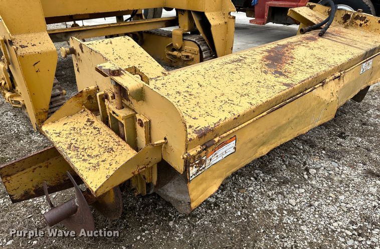 image for item LP9828 Gomaco GT6000-90  curb machine