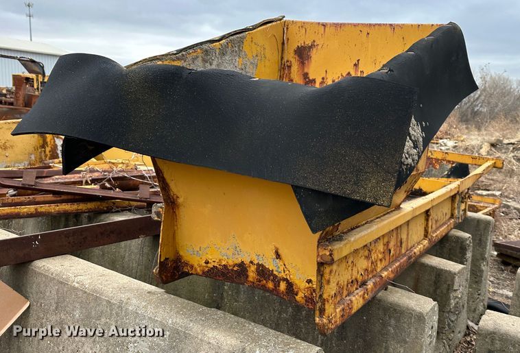 image for item LP9828 Gomaco GT6000-90  curb machine