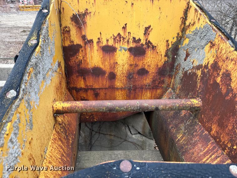 image for item LP9828 Gomaco GT6000-90  curb machine