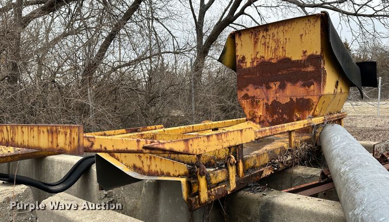 image for item LP9828 Gomaco GT6000-90  curb machine