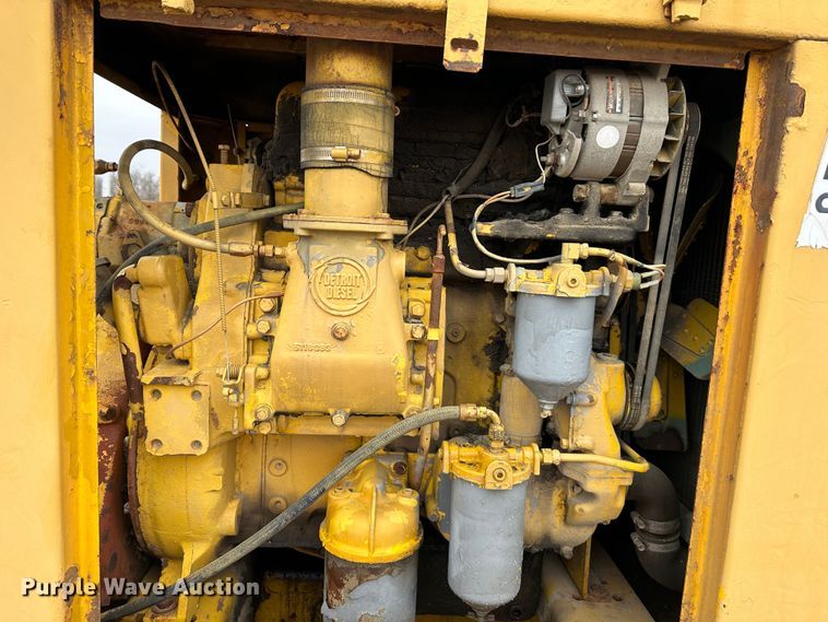 image for item LP9828 Gomaco GT6000-90  curb machine