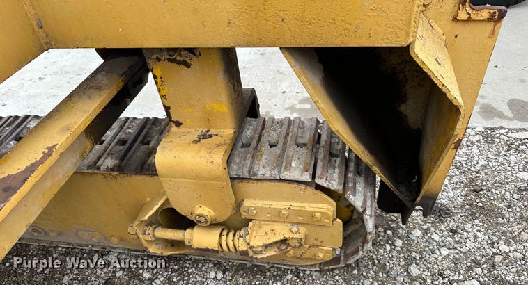 image for item LP9828 Gomaco GT6000-90  curb machine