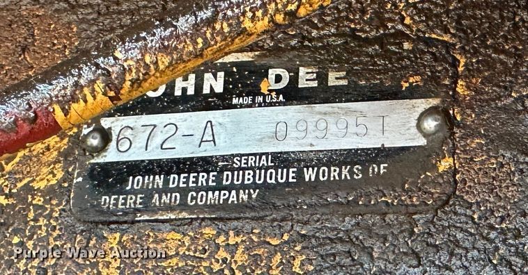 image for item LP9834 1981 John Deere 672A  motor grader