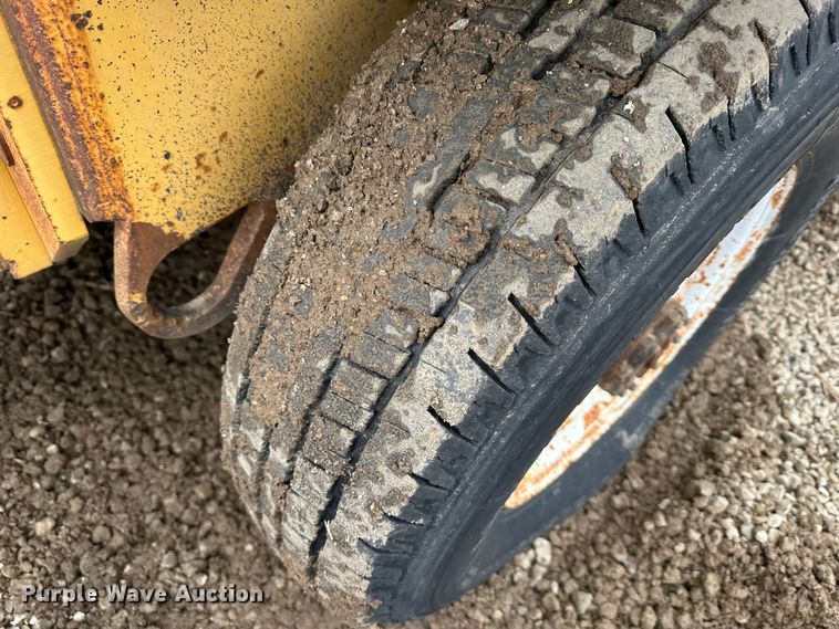 image for item LP9835 Rosco Challenger 2  broom