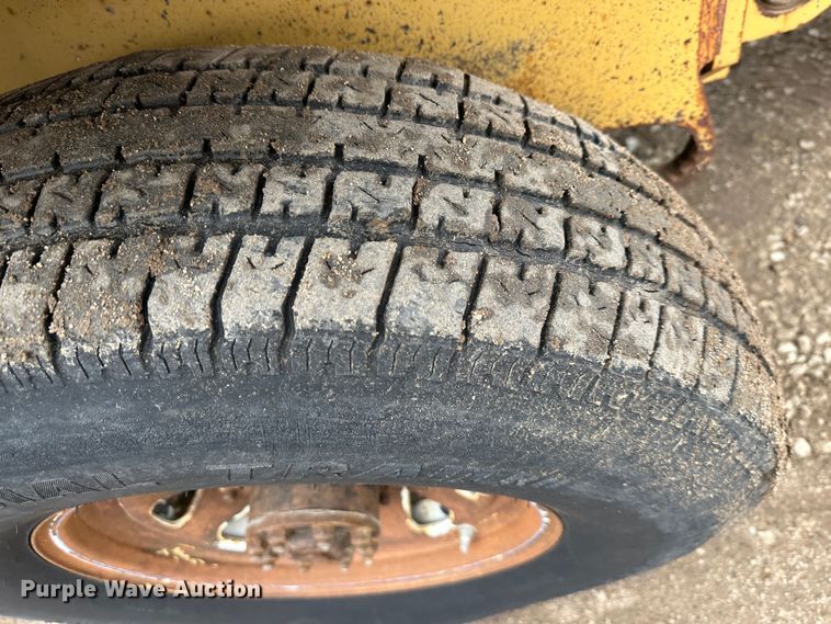 image for item LP9835 Rosco Challenger 2  broom