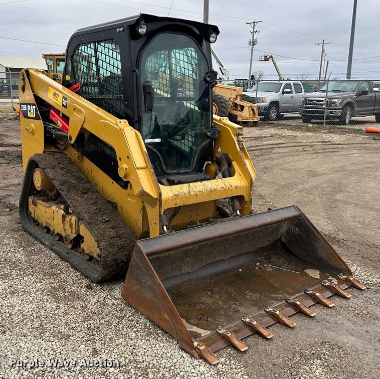 image for item LP9836 2016 Caterpillar 239D  tracked skid steer loader
