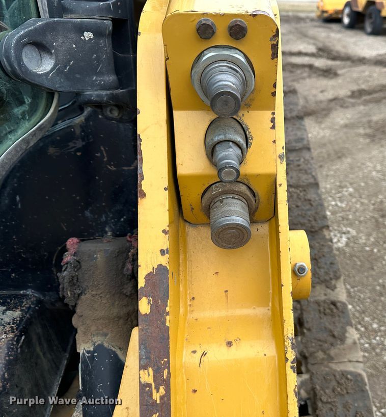 image for item LP9836 2016 Caterpillar 239D  tracked skid steer loader