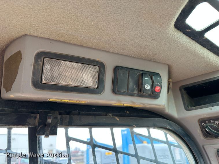 image for item LP9836 2016 Caterpillar 239D  tracked skid steer loader