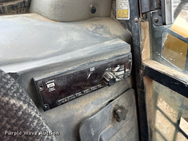 image for item LP9836 2016 Caterpillar 239D  tracked skid steer loader