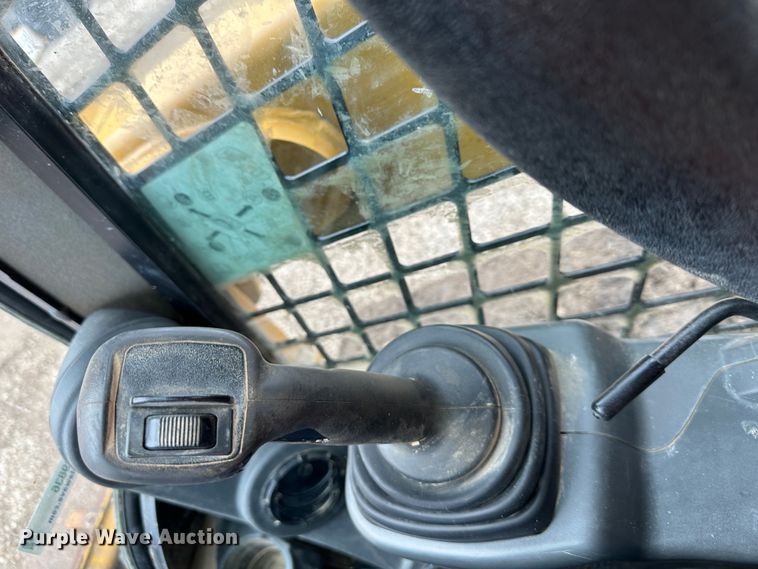 image for item LP9836 2016 Caterpillar 239D  tracked skid steer loader