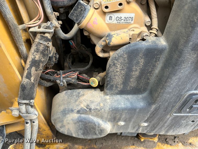 image for item LP9836 2016 Caterpillar 239D  tracked skid steer loader