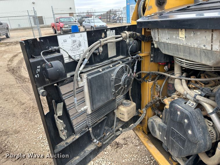 image for item LP9836 2016 Caterpillar 239D  tracked skid steer loader