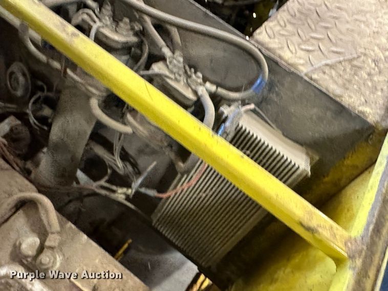 image for item LT9074 (2) EVI P436 utility carts