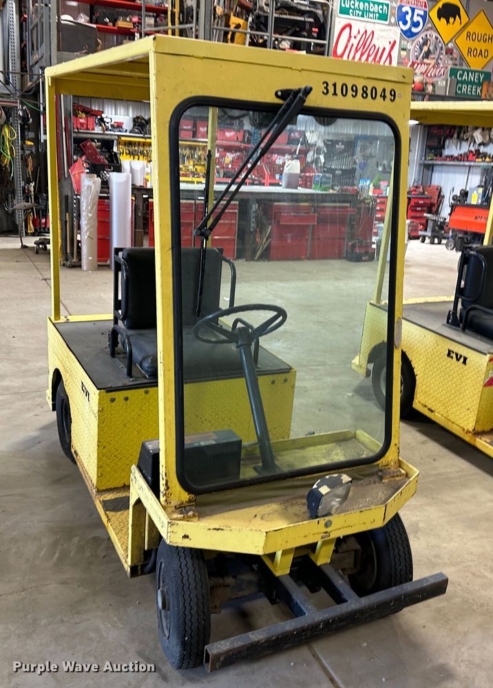 image for item LT9074 (2) EVI P436 utility carts