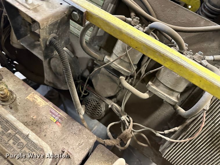 image for item LT9074 (2) EVI P436 utility carts