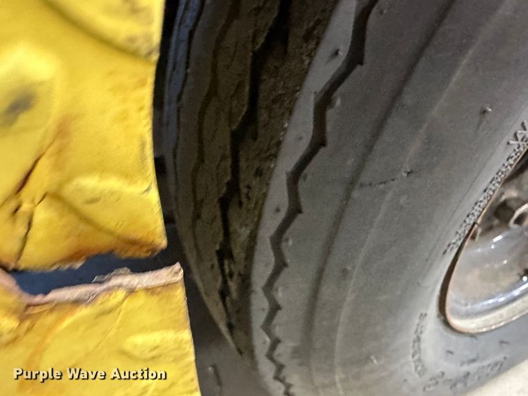 image for item LT9074 (2) EVI P436 utility carts